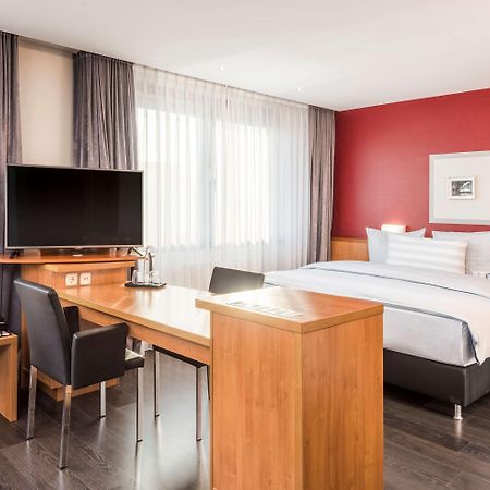 Hotel Wolfsburg Centrum, Affiliated By Melia Exteriör bild