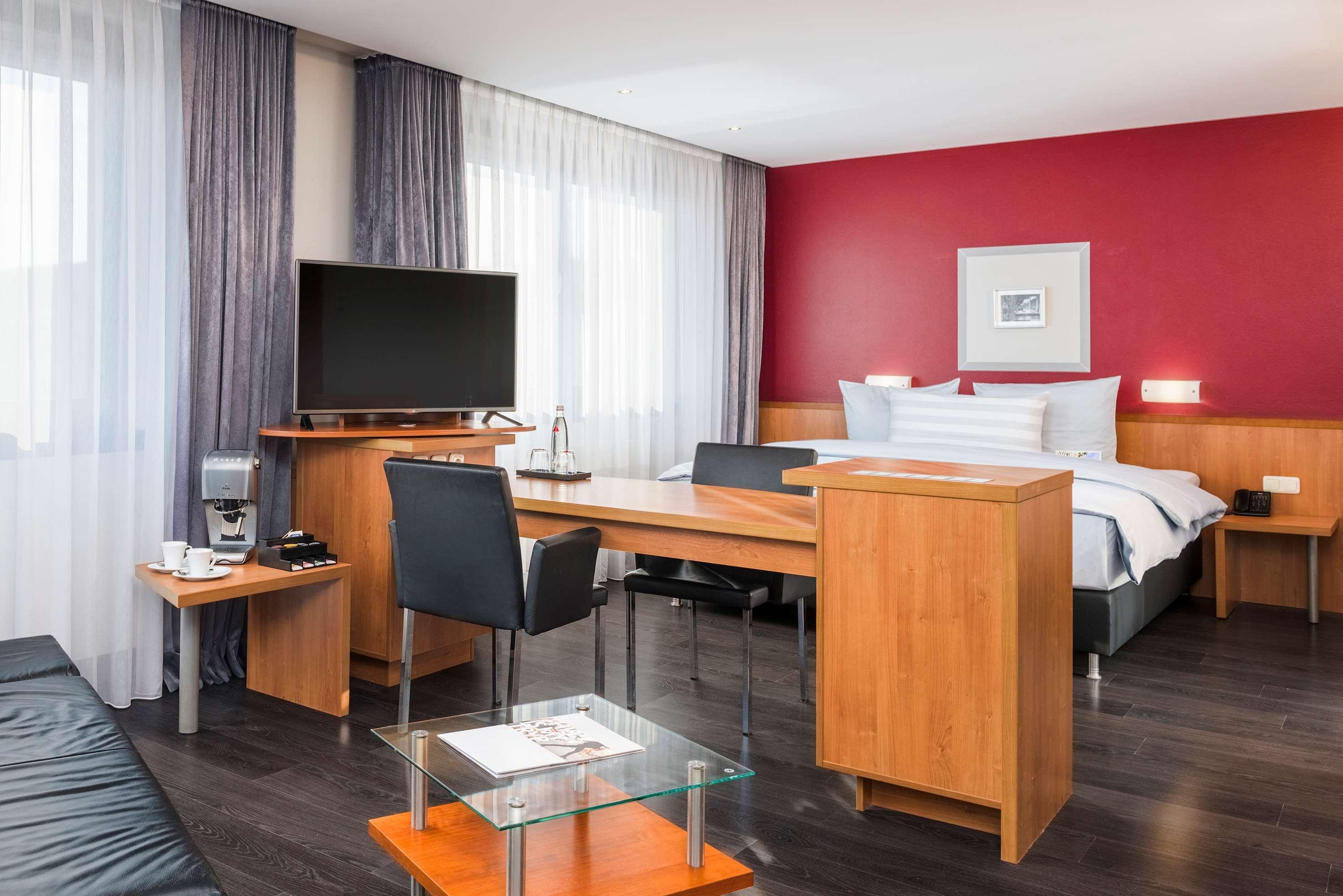 Hotel Wolfsburg Centrum, Affiliated By Melia Exteriör bild