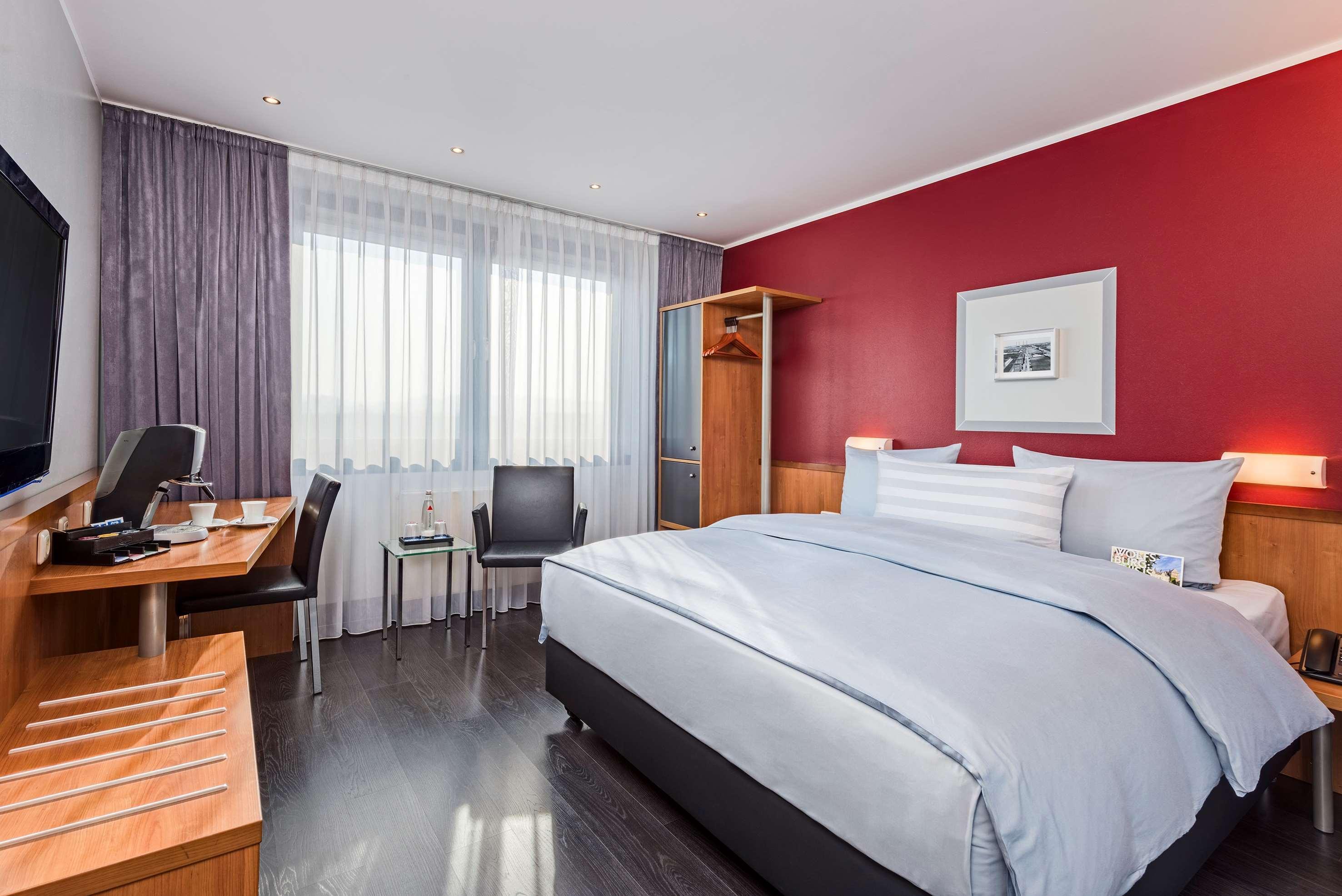 Hotel Wolfsburg Centrum, Affiliated By Melia Exteriör bild