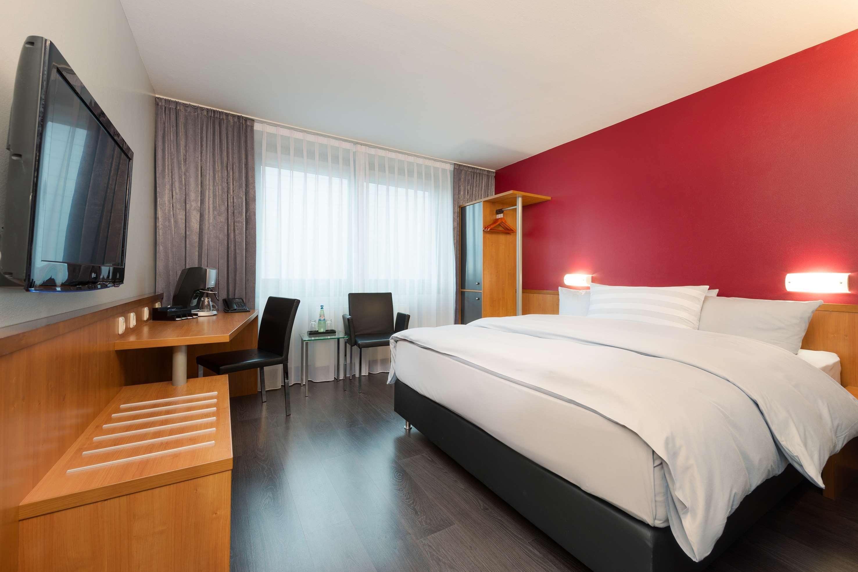Hotel Wolfsburg Centrum, Affiliated By Melia Exteriör bild