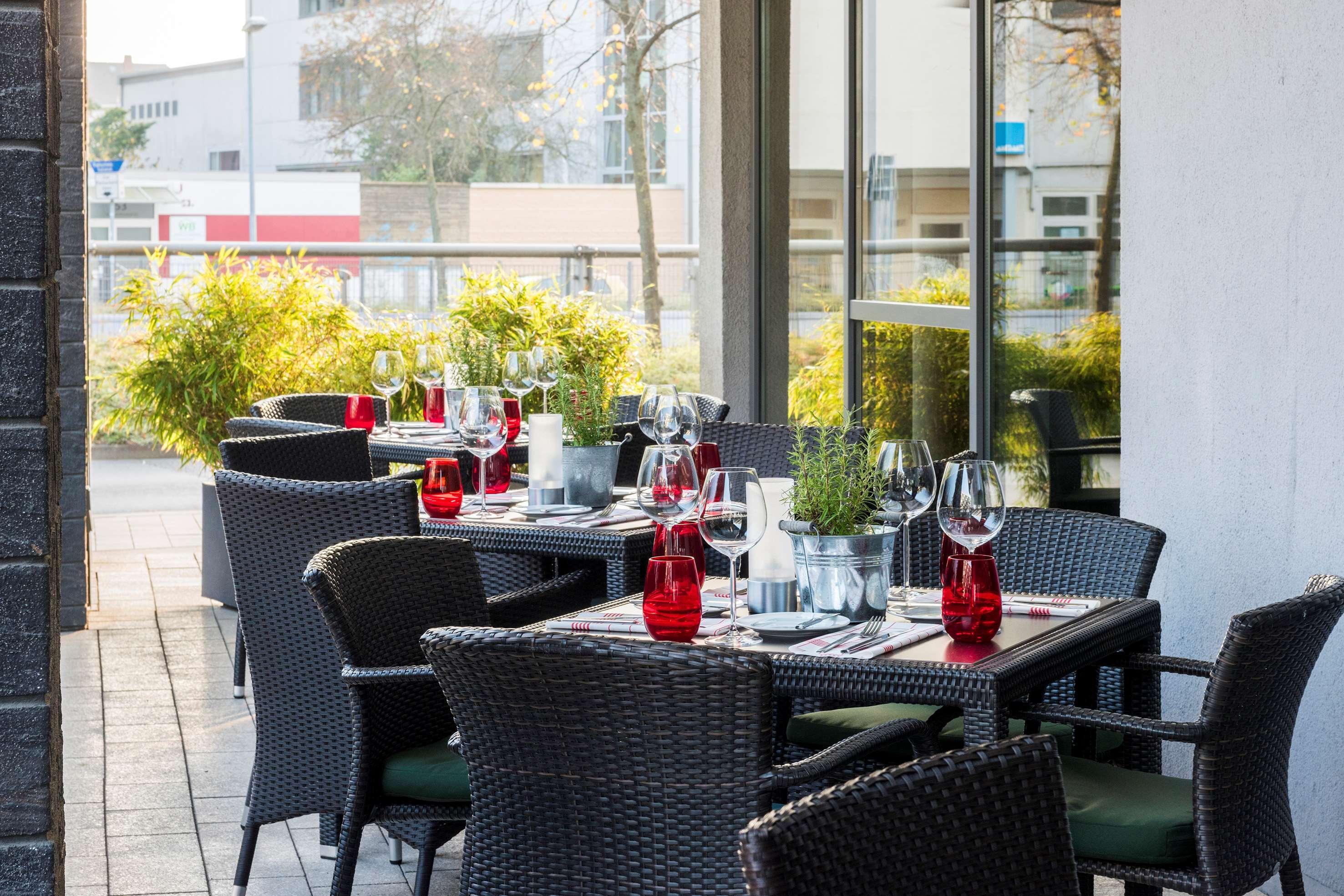Hotel Wolfsburg Centrum, Affiliated By Melia Exteriör bild