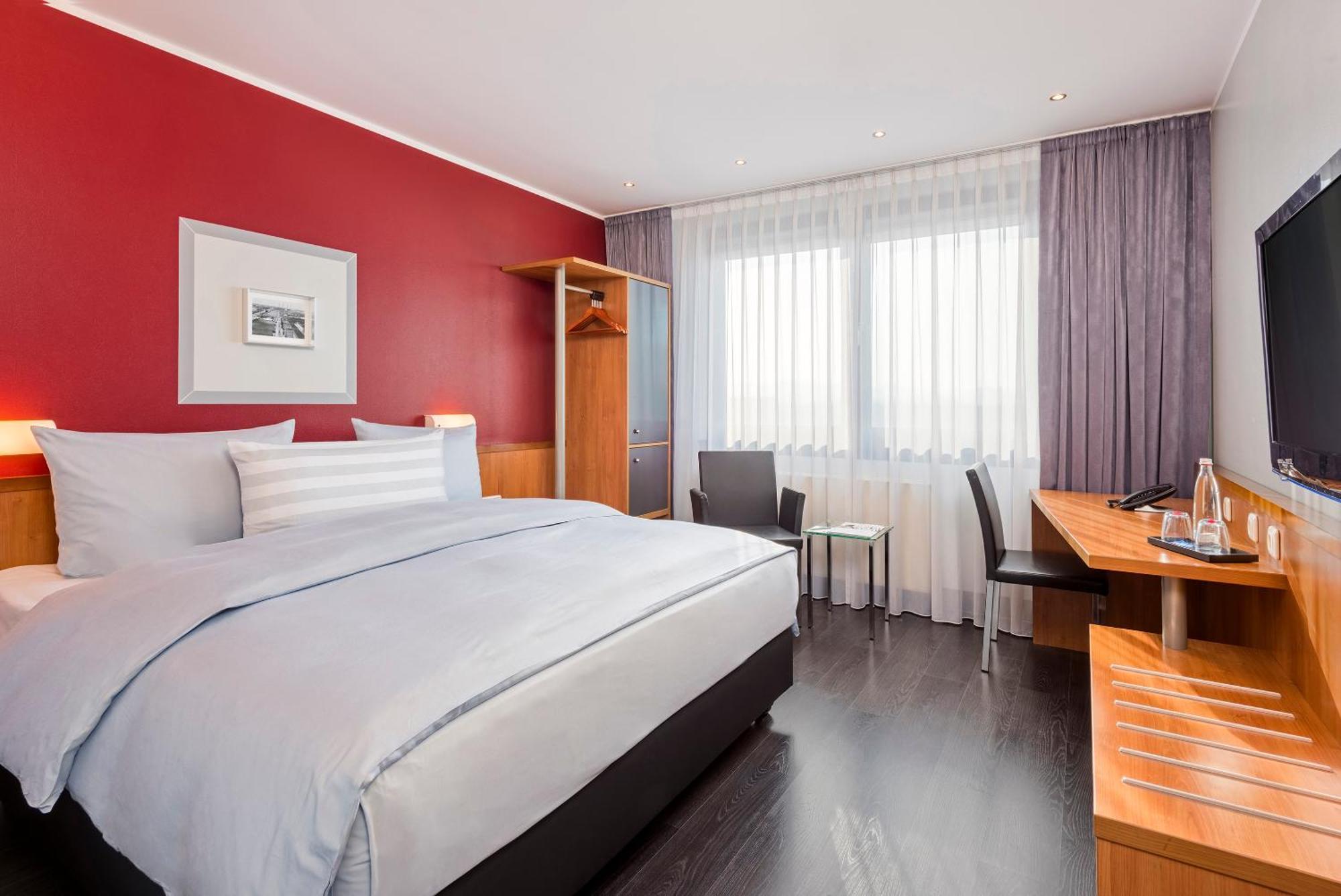 Hotel Wolfsburg Centrum, Affiliated By Melia Exteriör bild